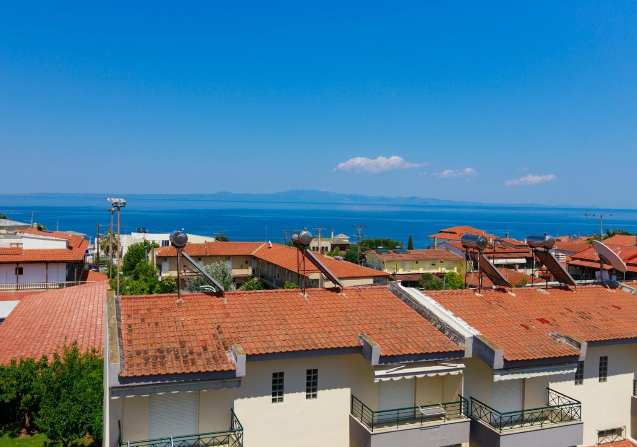 Melis Aparthotel 4*