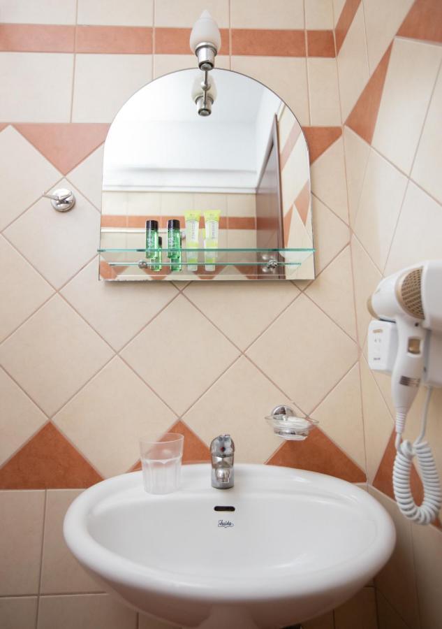 Melis Studios 4* Kallithea (Chalkidiki)